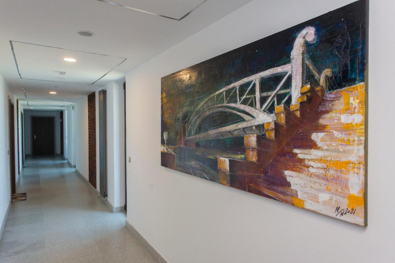 Complex Gallery Vitosha **** דירה *